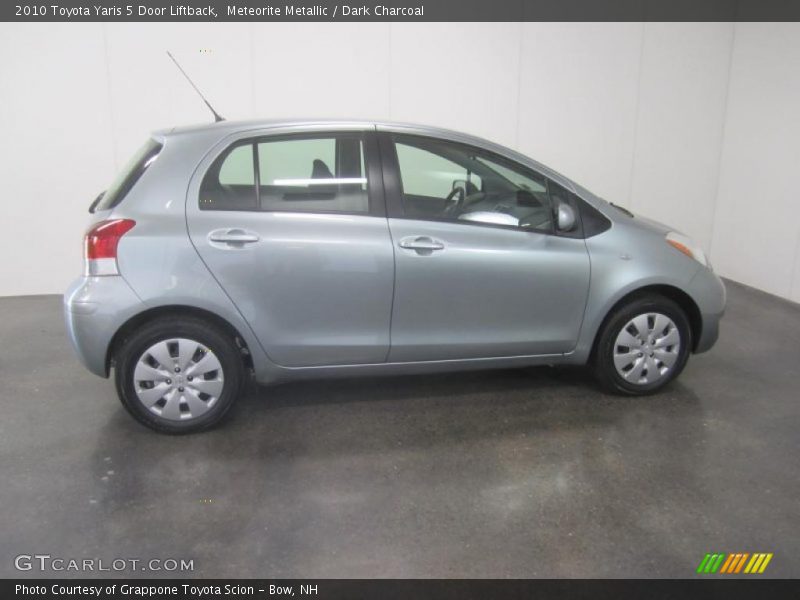 Meteorite Metallic / Dark Charcoal 2010 Toyota Yaris 5 Door Liftback