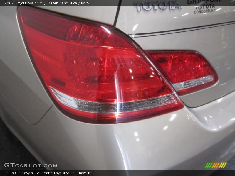 Desert Sand Mica / Ivory 2007 Toyota Avalon XL