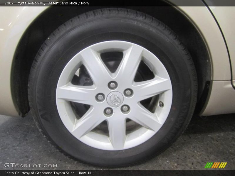 Desert Sand Mica / Ivory 2007 Toyota Avalon XL