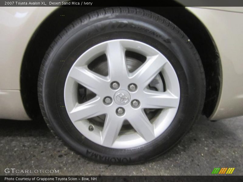 Desert Sand Mica / Ivory 2007 Toyota Avalon XL