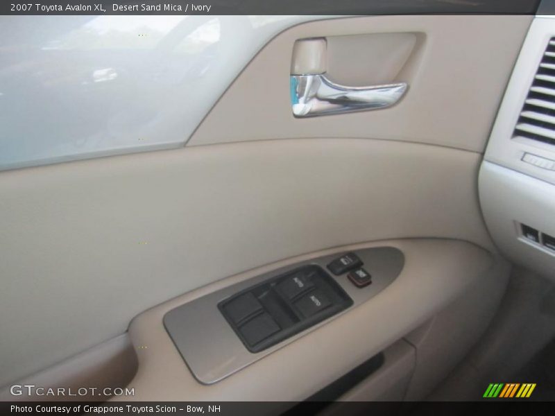 Desert Sand Mica / Ivory 2007 Toyota Avalon XL