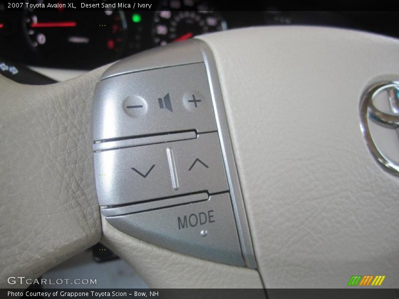 Desert Sand Mica / Ivory 2007 Toyota Avalon XL