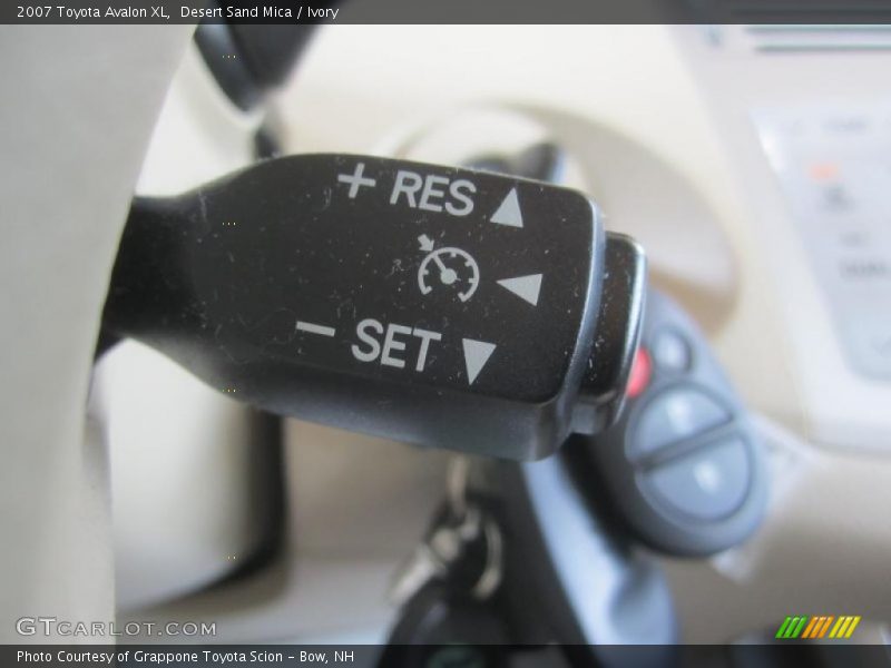 Desert Sand Mica / Ivory 2007 Toyota Avalon XL