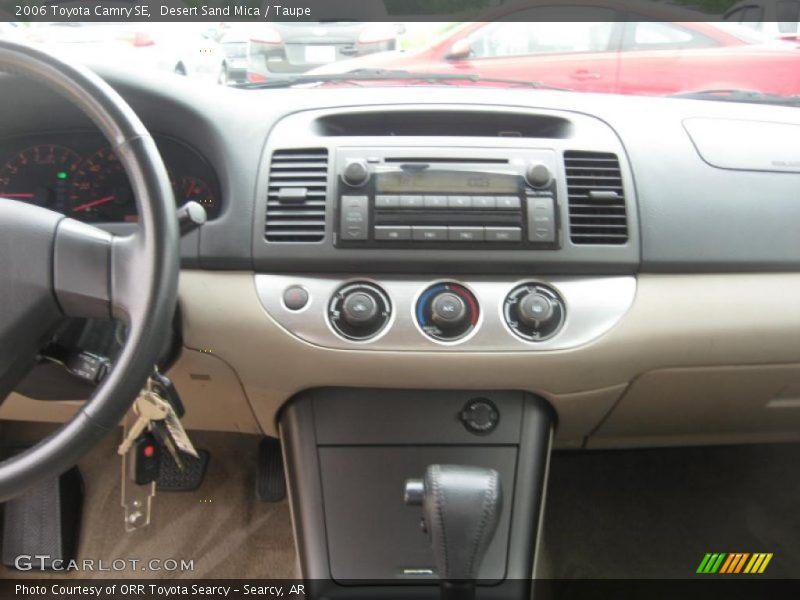 Desert Sand Mica / Taupe 2006 Toyota Camry SE