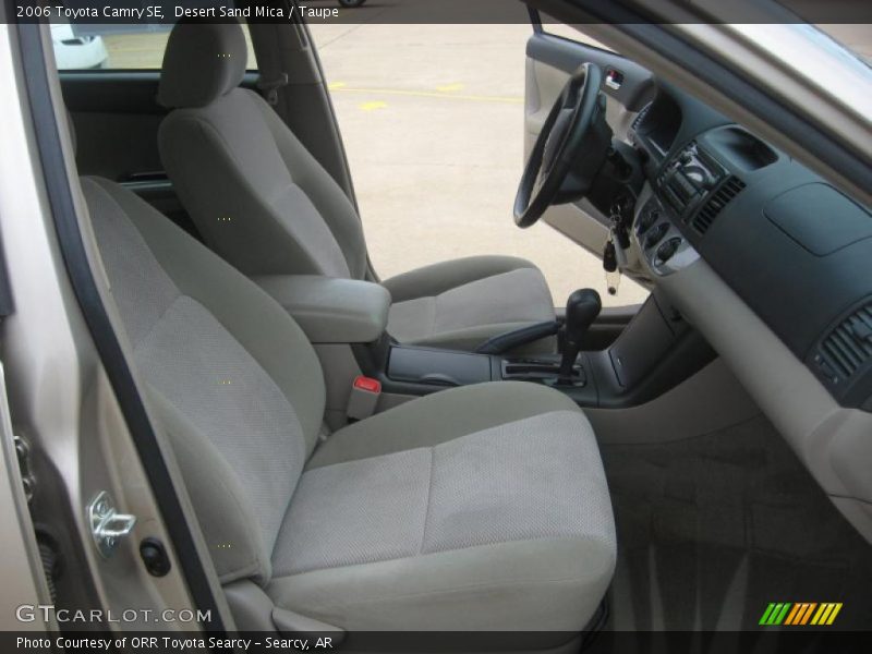 Desert Sand Mica / Taupe 2006 Toyota Camry SE