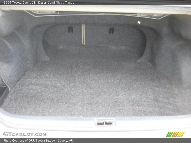 Desert Sand Mica / Taupe 2006 Toyota Camry SE