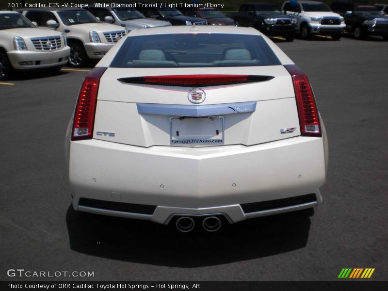 White Diamond Tricoat / Light Titanium/Ebony 2011 Cadillac CTS -V Coupe