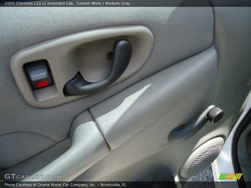 Summit White / Medium Gray 2003 Chevrolet S10 LS Extended Cab