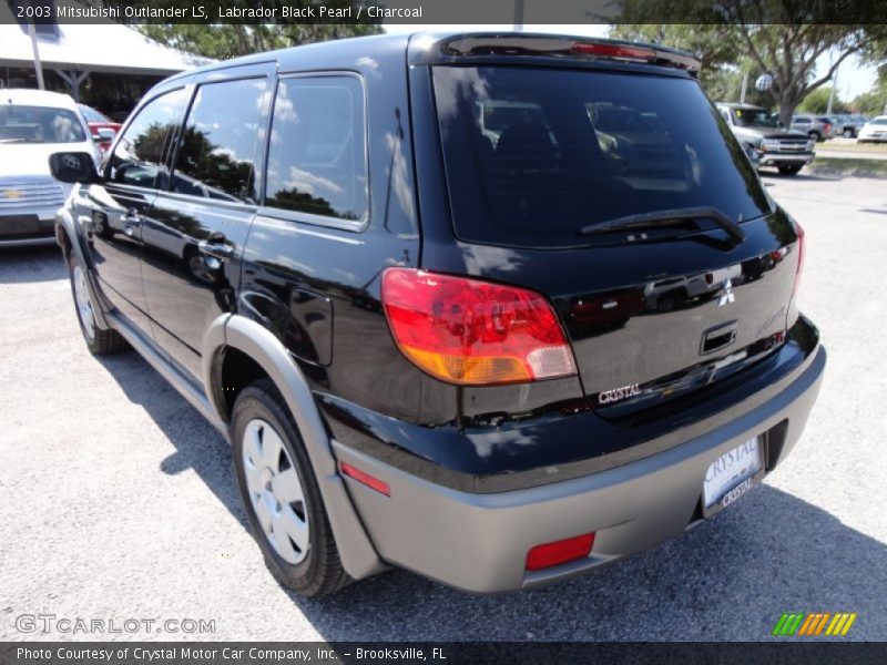 Labrador Black Pearl / Charcoal 2003 Mitsubishi Outlander LS