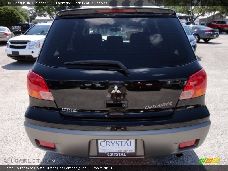 Labrador Black Pearl / Charcoal 2003 Mitsubishi Outlander LS