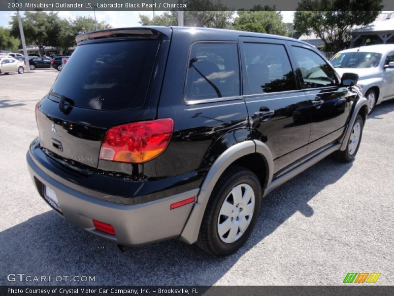 Labrador Black Pearl / Charcoal 2003 Mitsubishi Outlander LS