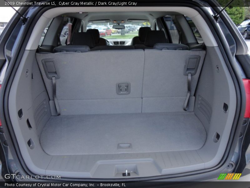 Cyber Gray Metallic / Dark Gray/Light Gray 2009 Chevrolet Traverse LS