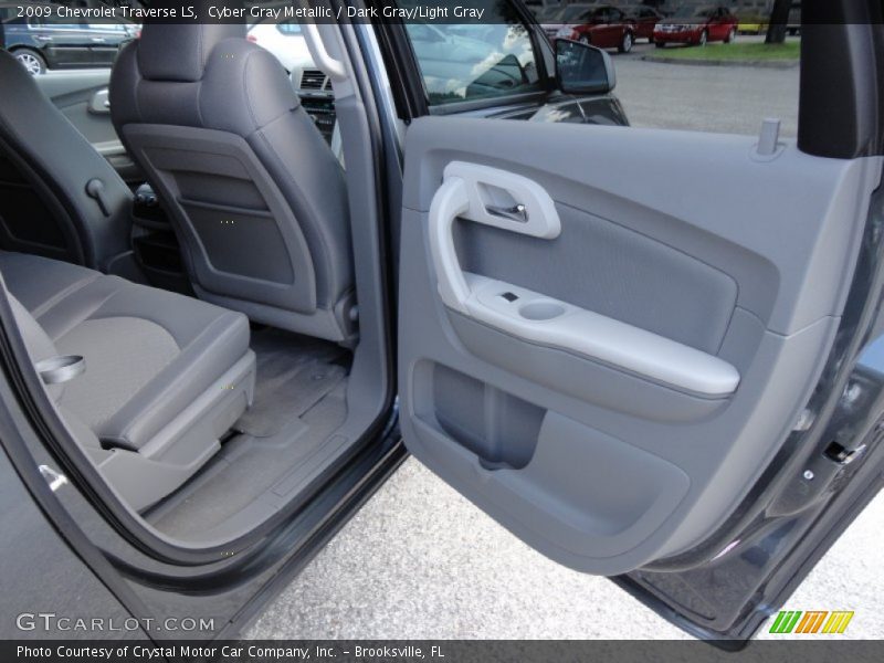 Cyber Gray Metallic / Dark Gray/Light Gray 2009 Chevrolet Traverse LS