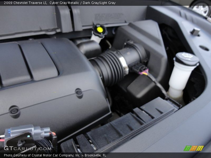 Cyber Gray Metallic / Dark Gray/Light Gray 2009 Chevrolet Traverse LS