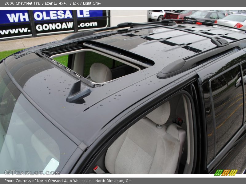Black / Light Gray 2006 Chevrolet TrailBlazer LS 4x4