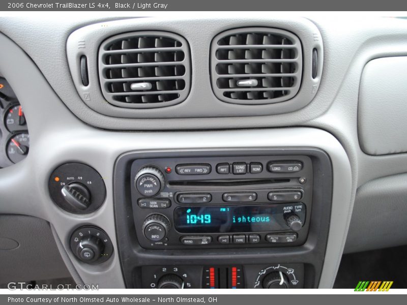 Black / Light Gray 2006 Chevrolet TrailBlazer LS 4x4