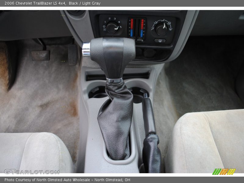 Black / Light Gray 2006 Chevrolet TrailBlazer LS 4x4