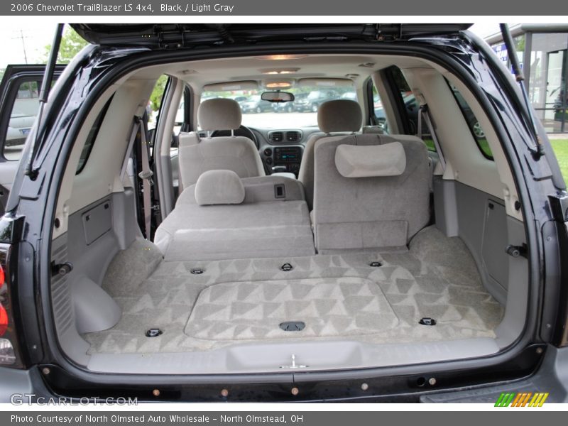 Black / Light Gray 2006 Chevrolet TrailBlazer LS 4x4