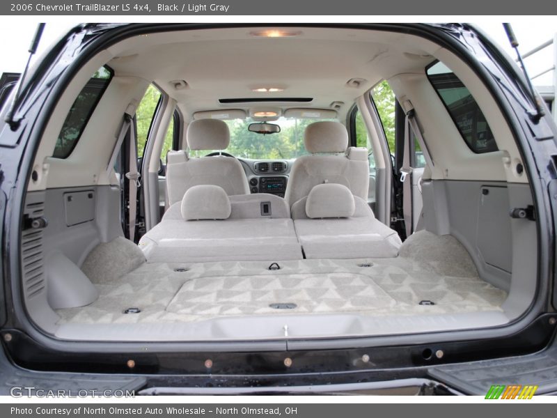 Black / Light Gray 2006 Chevrolet TrailBlazer LS 4x4