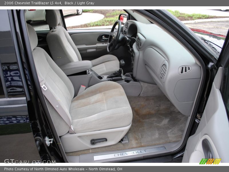 Black / Light Gray 2006 Chevrolet TrailBlazer LS 4x4