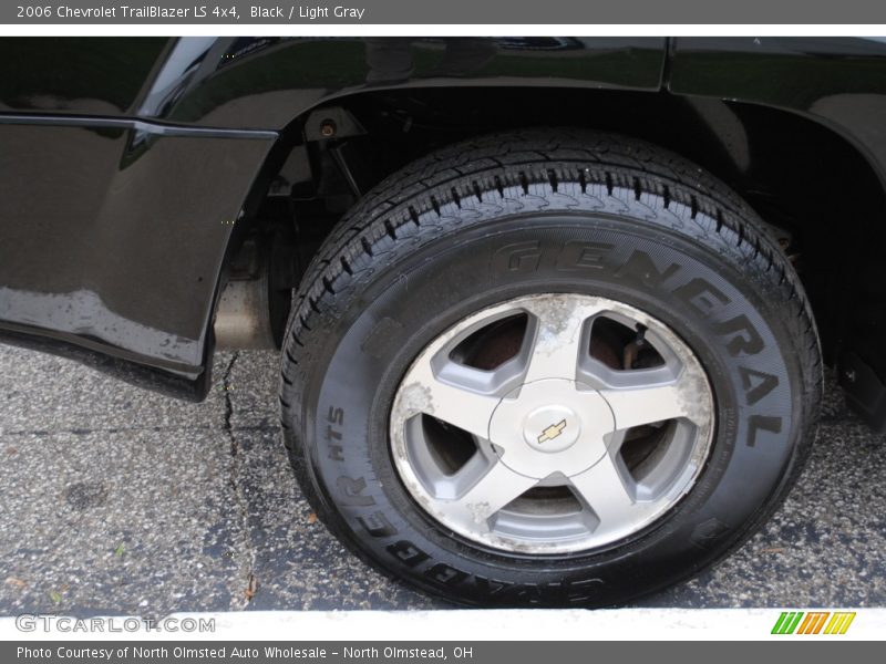 Black / Light Gray 2006 Chevrolet TrailBlazer LS 4x4