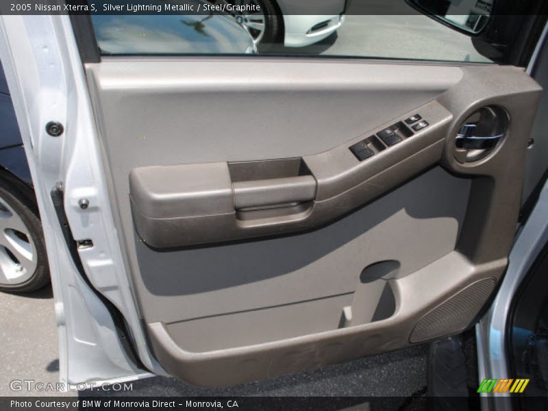 Silver Lightning Metallic / Steel/Graphite 2005 Nissan Xterra S