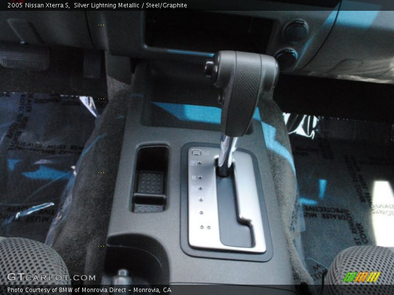 Silver Lightning Metallic / Steel/Graphite 2005 Nissan Xterra S