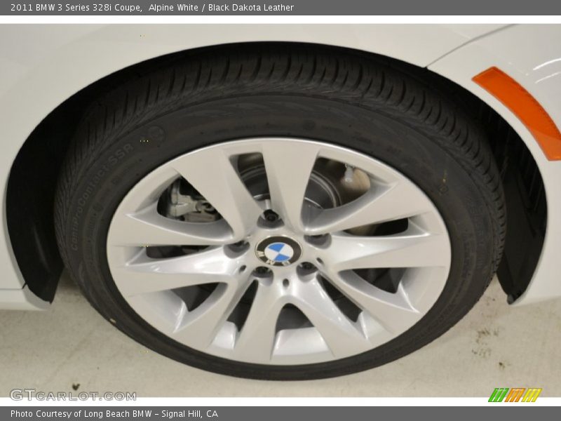 Alpine White / Black Dakota Leather 2011 BMW 3 Series 328i Coupe