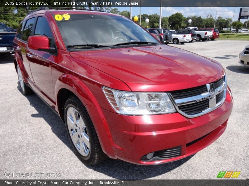 Front 3/4 View of 2009 Journey SXT