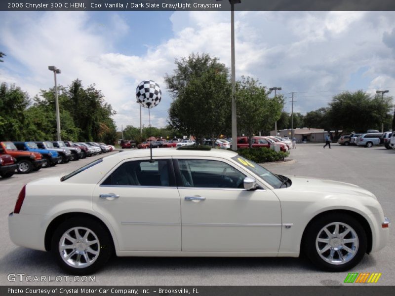 Cool Vanilla / Dark Slate Gray/Light Graystone 2006 Chrysler 300 C HEMI