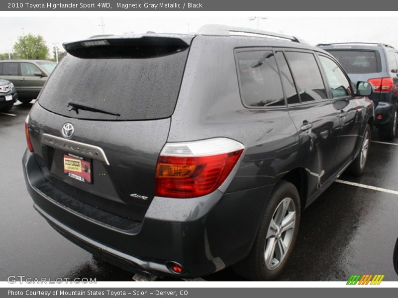 Magnetic Gray Metallic / Black 2010 Toyota Highlander Sport 4WD