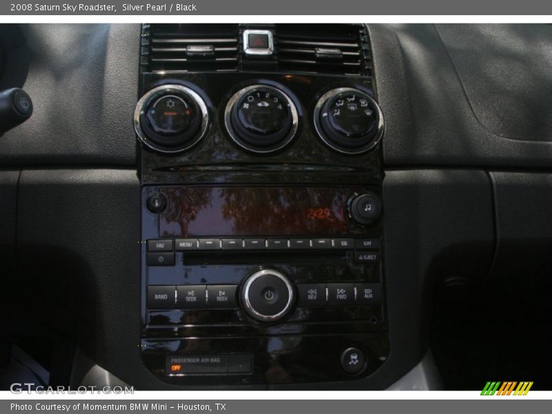 Silver Pearl / Black 2008 Saturn Sky Roadster