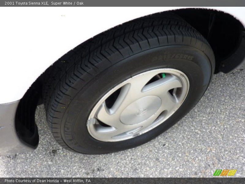 Super White / Oak 2001 Toyota Sienna XLE