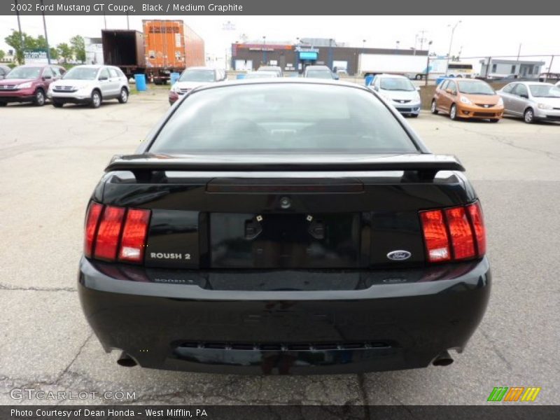 Black / Medium Graphite 2002 Ford Mustang GT Coupe