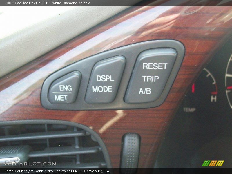 Controls of 2004 DeVille DHS