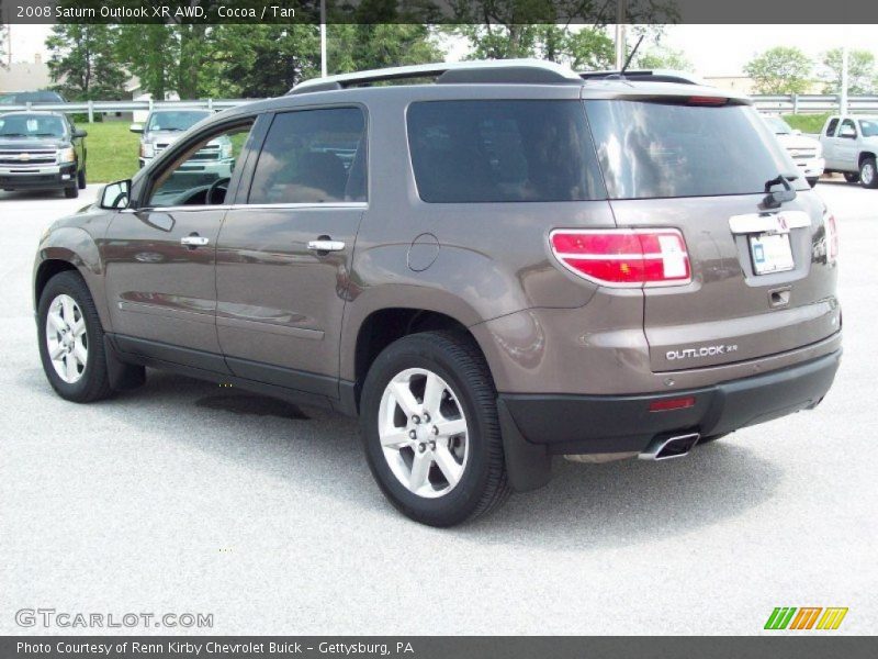 Cocoa / Tan 2008 Saturn Outlook XR AWD