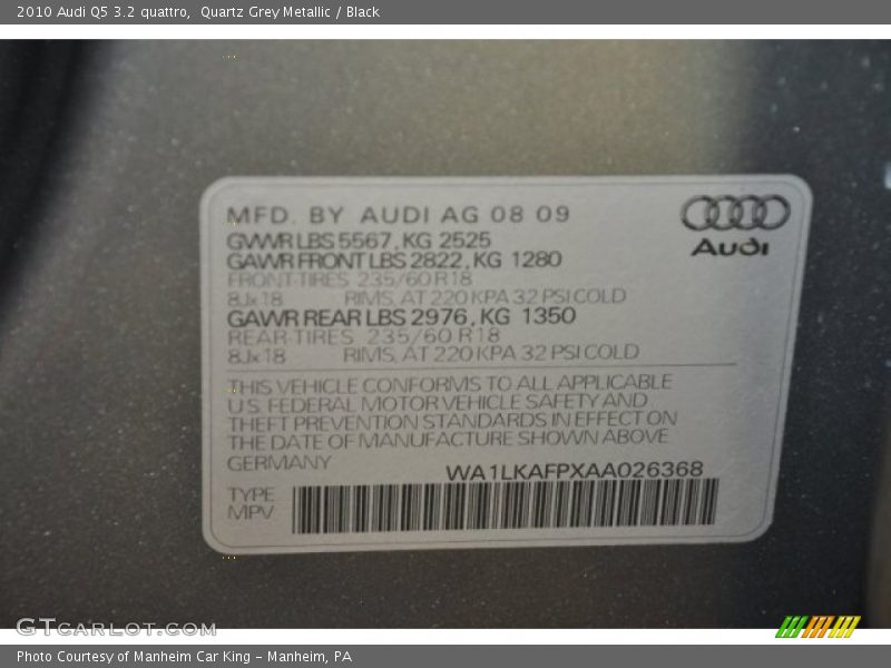 Quartz Grey Metallic / Black 2010 Audi Q5 3.2 quattro