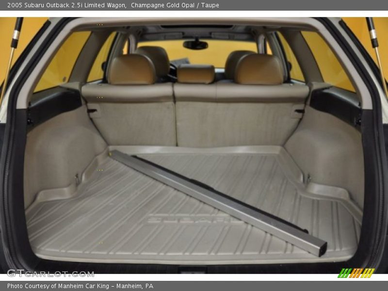 Champagne Gold Opal / Taupe 2005 Subaru Outback 2.5i Limited Wagon