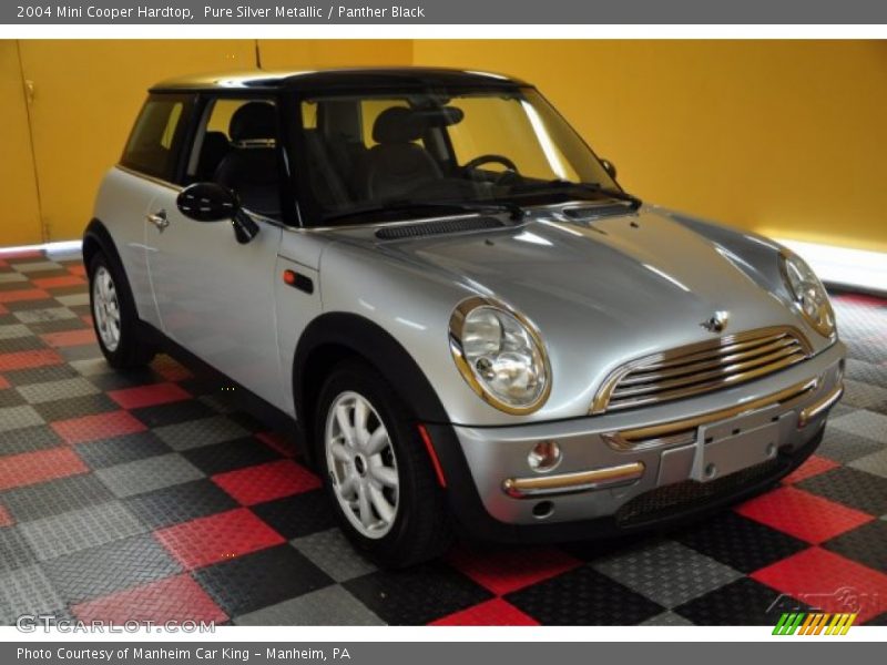 Pure Silver Metallic / Panther Black 2004 Mini Cooper Hardtop