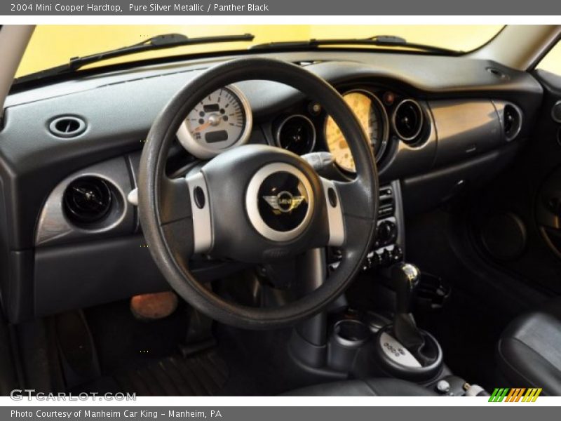 Pure Silver Metallic / Panther Black 2004 Mini Cooper Hardtop