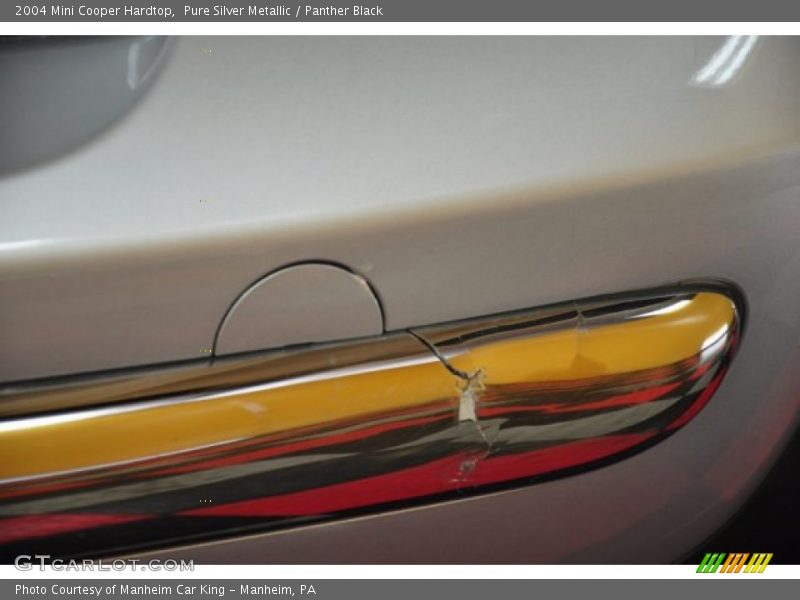 Pure Silver Metallic / Panther Black 2004 Mini Cooper Hardtop