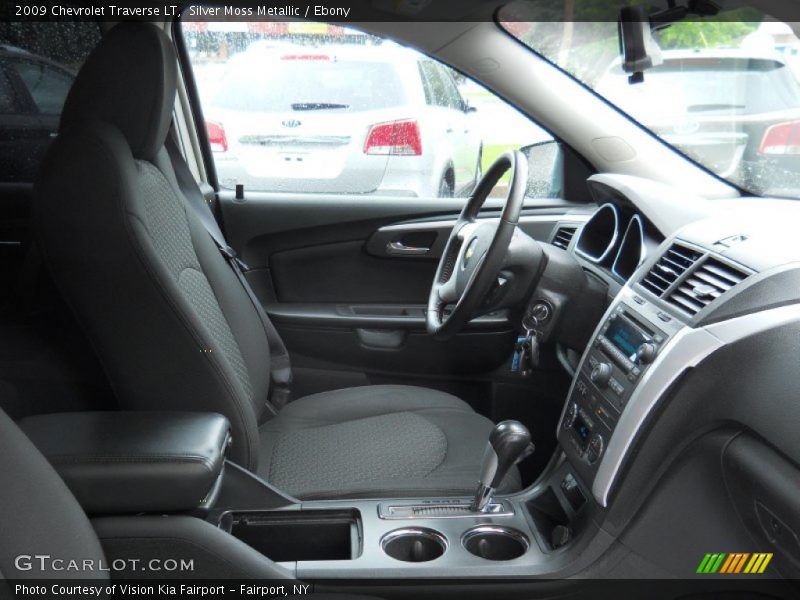 Silver Moss Metallic / Ebony 2009 Chevrolet Traverse LT