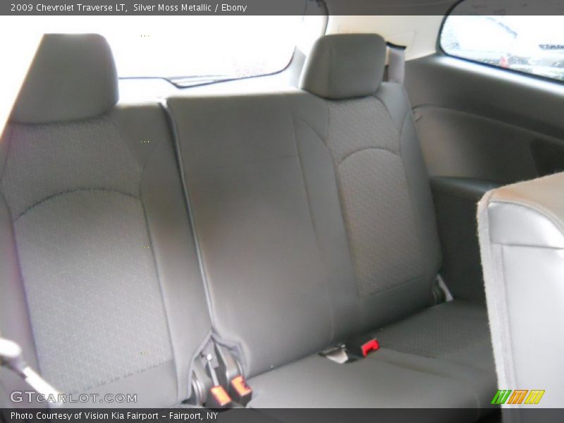Silver Moss Metallic / Ebony 2009 Chevrolet Traverse LT