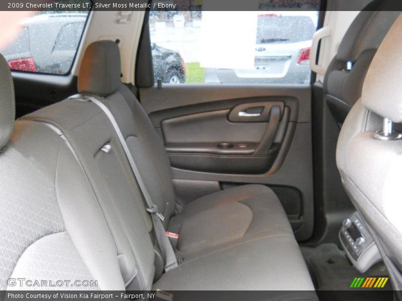 Silver Moss Metallic / Ebony 2009 Chevrolet Traverse LT