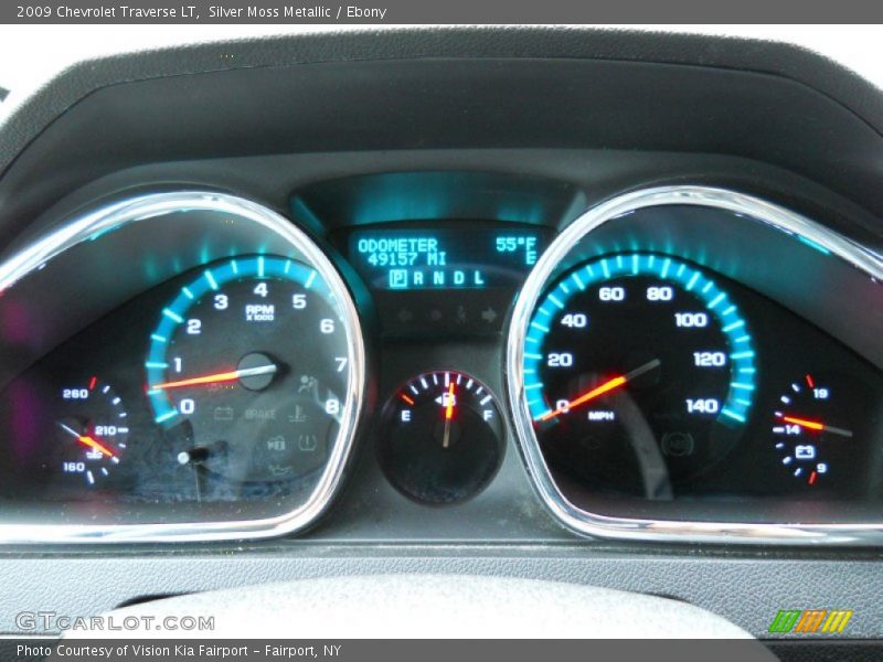 Silver Moss Metallic / Ebony 2009 Chevrolet Traverse LT
