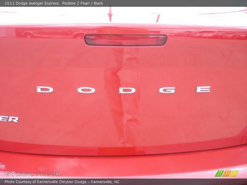 Redline 2 Pearl / Black 2011 Dodge Avenger Express