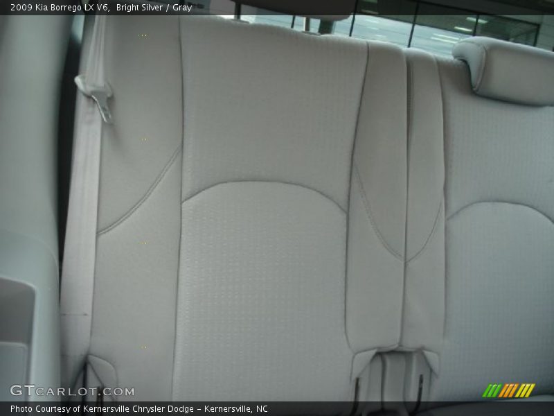 Bright Silver / Gray 2009 Kia Borrego LX V6