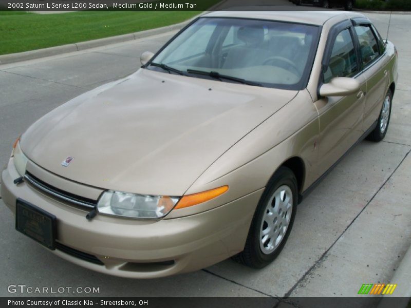 Medium Gold / Medium Tan 2002 Saturn L Series L200 Sedan