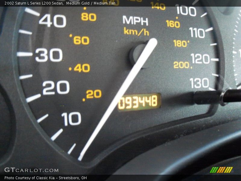 Medium Gold / Medium Tan 2002 Saturn L Series L200 Sedan