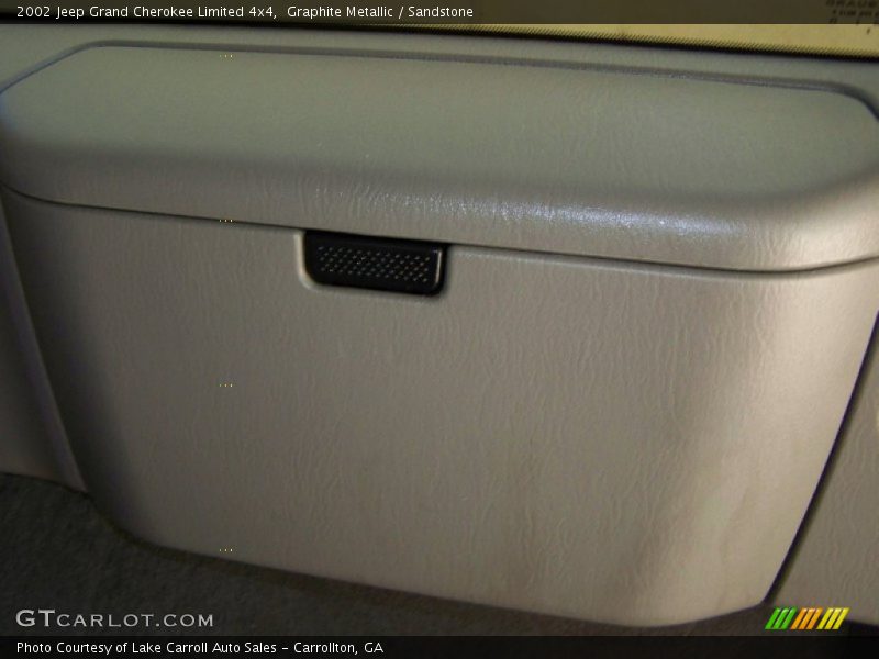 Graphite Metallic / Sandstone 2002 Jeep Grand Cherokee Limited 4x4